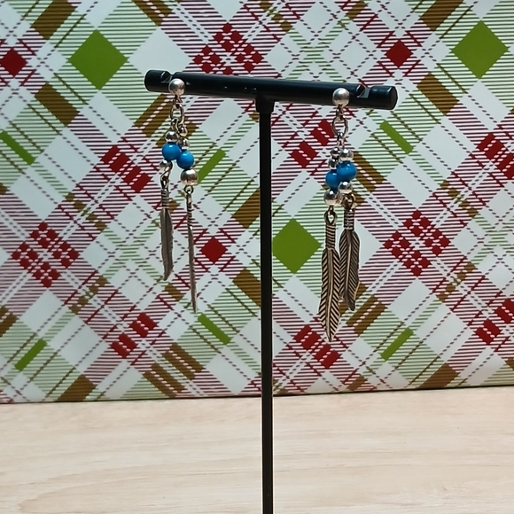 Vintage Silver Tone Metal Blue Feather Fashion Stud Earrings Western Jewelry#24W - Picture 9 of 11